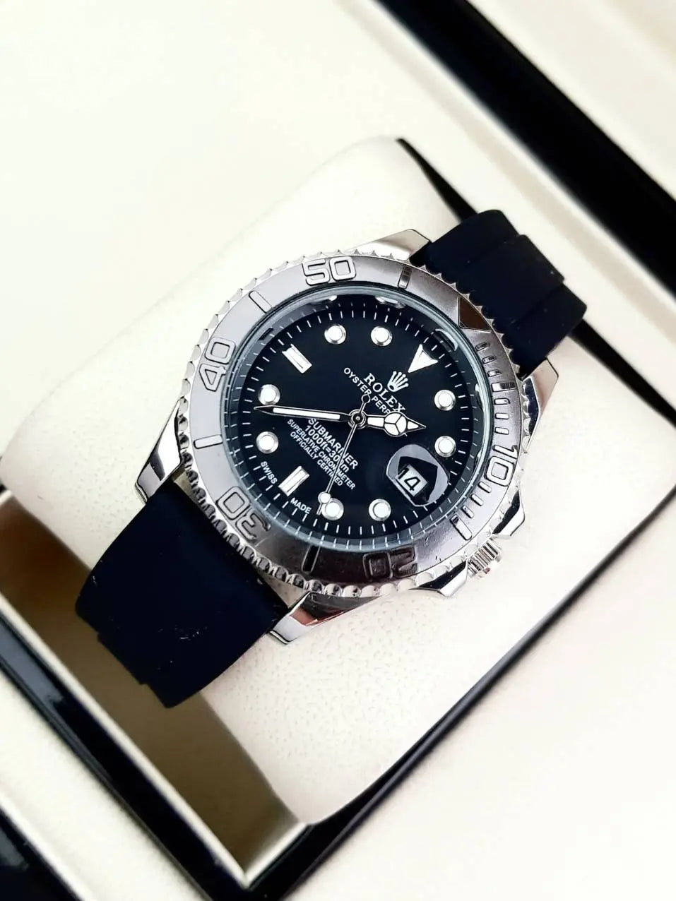 Rolex® -Submariner 2025