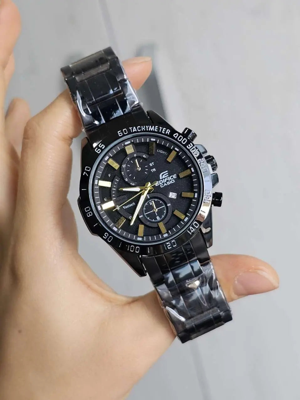 Casio®- Edifice Equinox