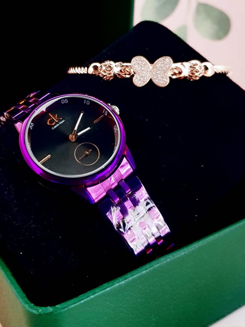 CALVIN KLEIN Space #forlady