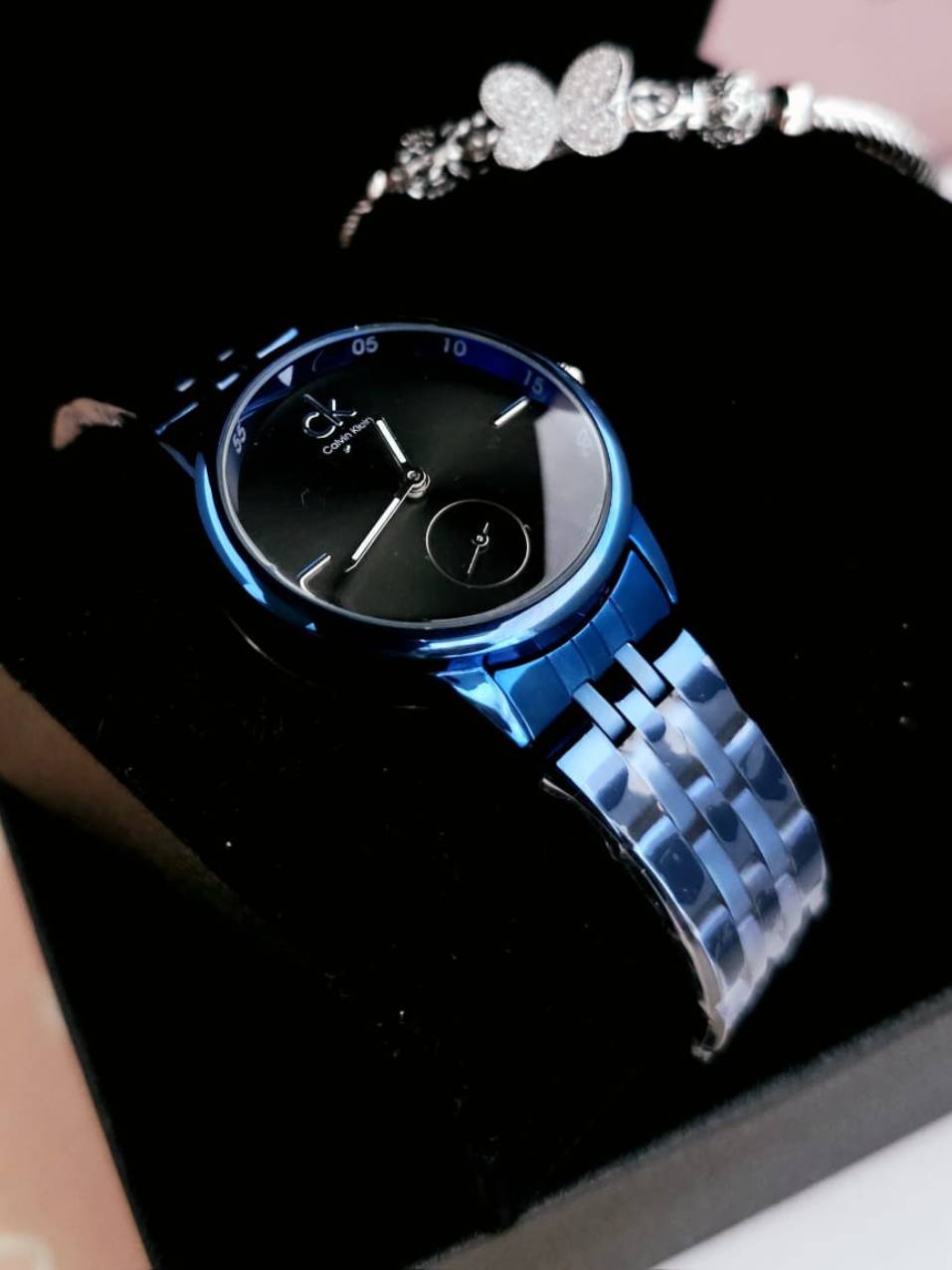 CALVIN KLEIN Space #forlady