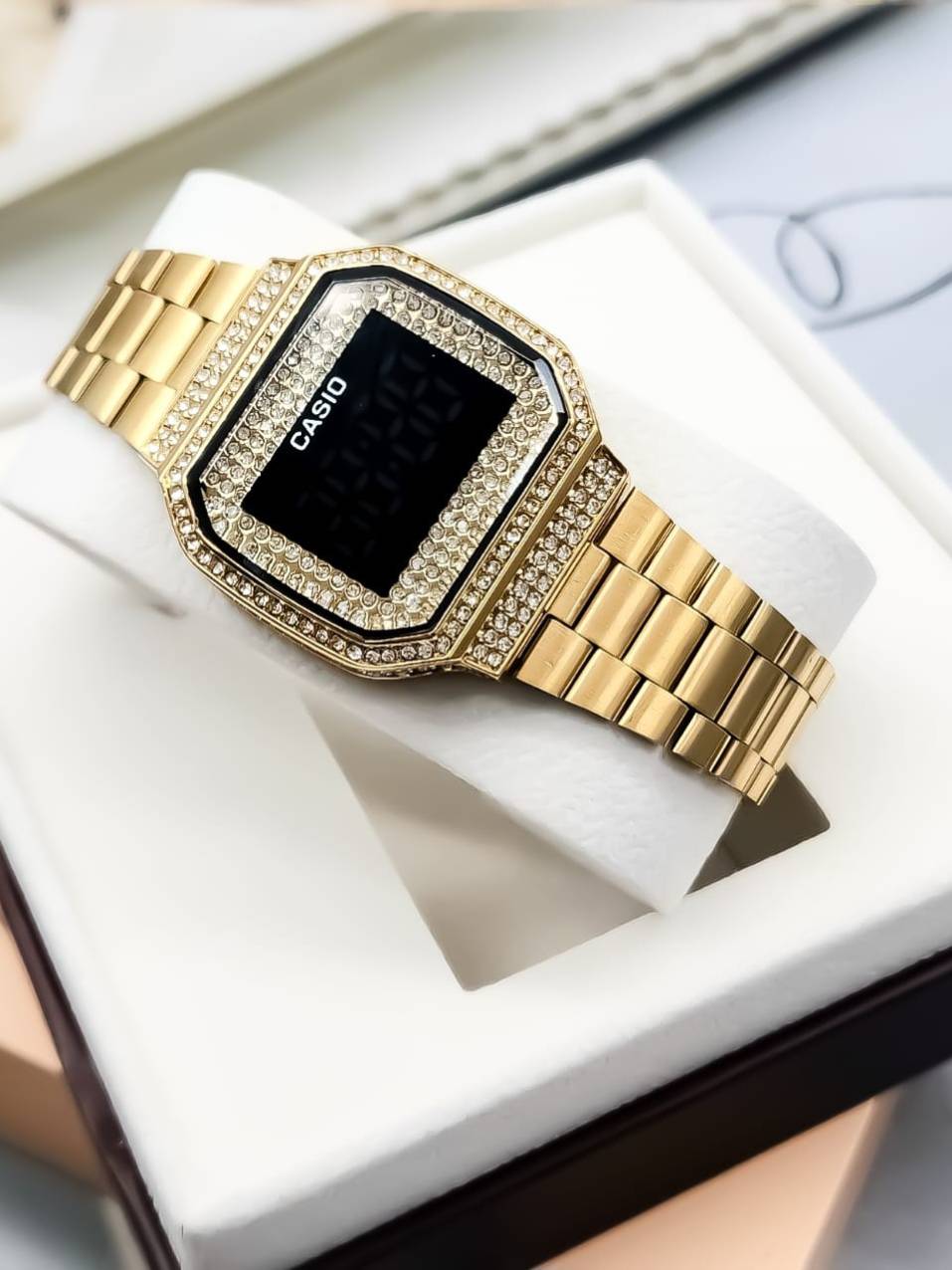 Casio®- Retro L.E.D.