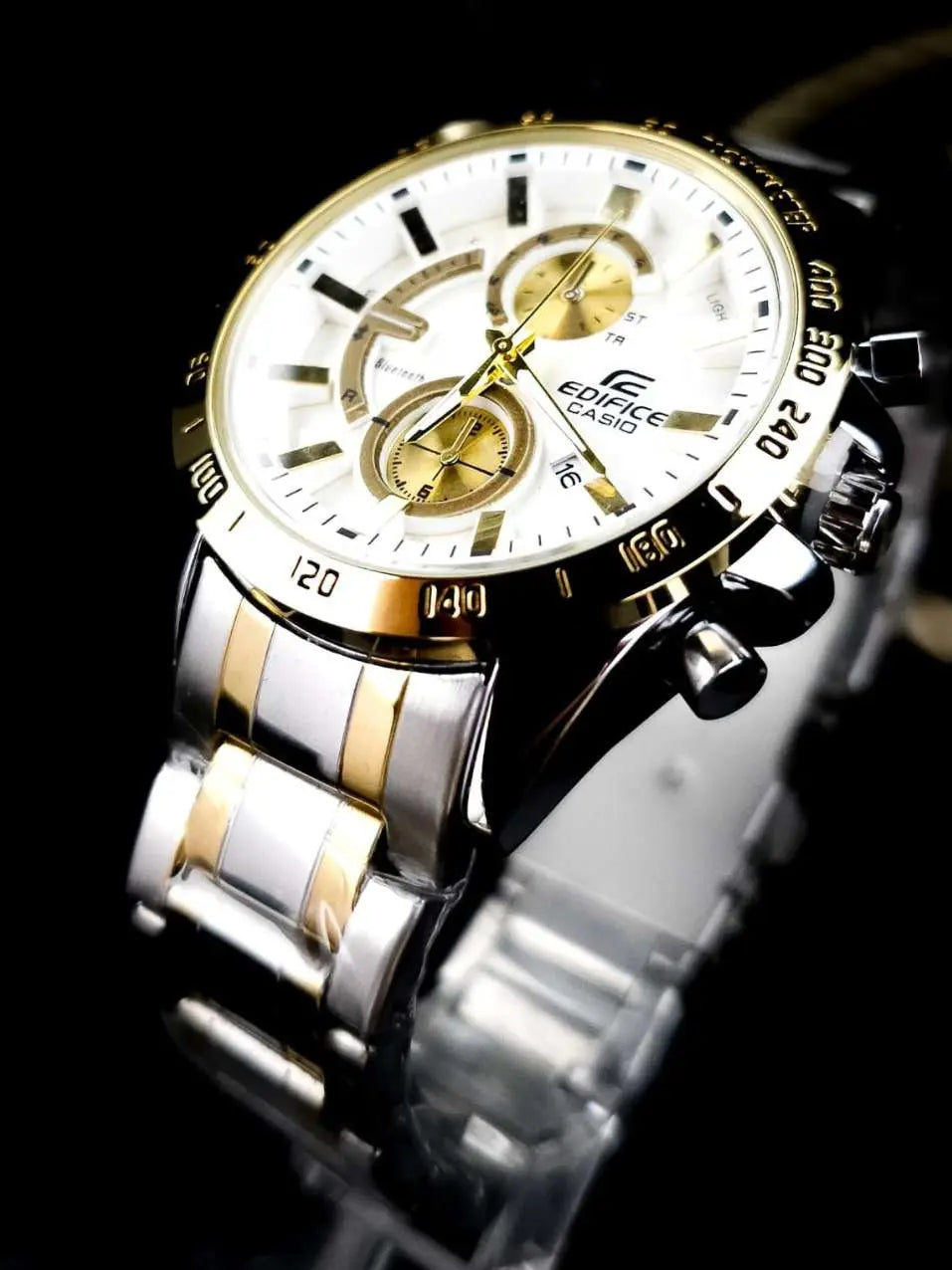 Casio®- Edifice Equinox