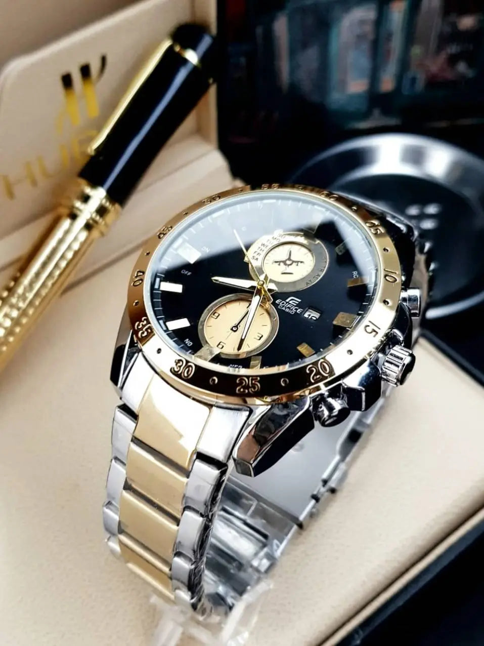 Casio®- Edifice Dual