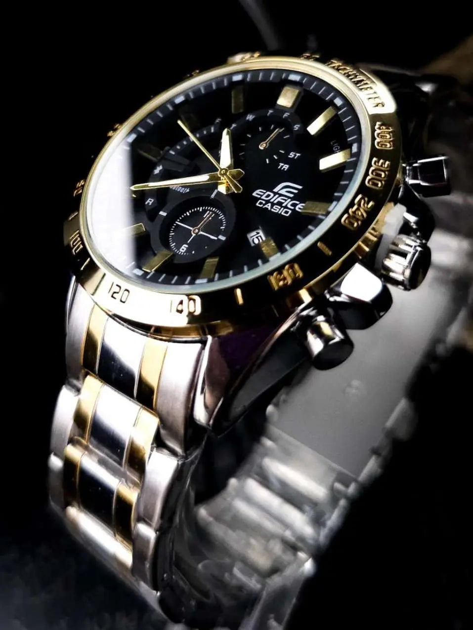 Casio®- Edifice Equinox