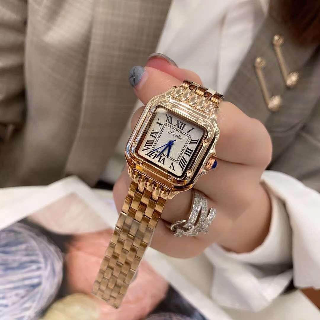 Lady Scottie| Clásico Números Romanos