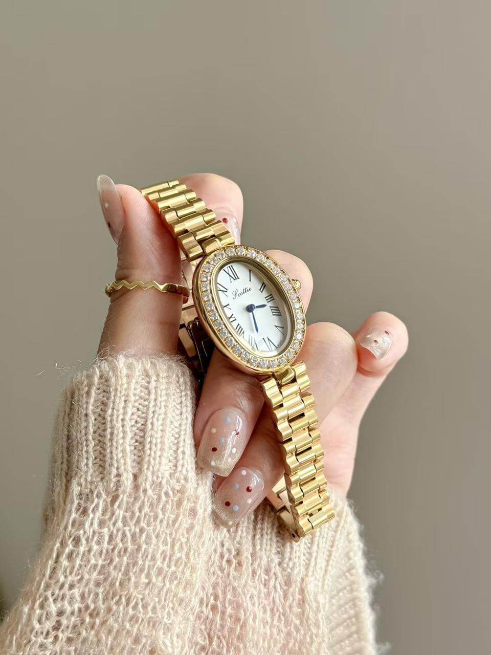 Lady Scottie| Clásico Ovalado