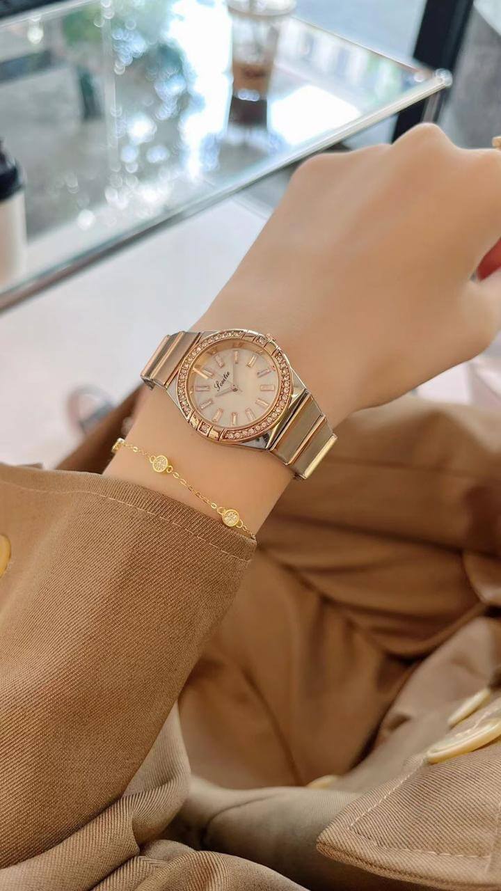 Lady Scottie| Clásico con brillantes